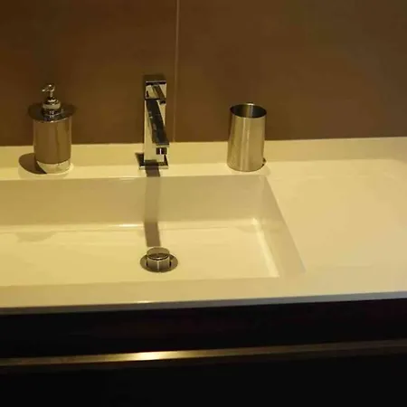 Apartment A 50 Metres De La *