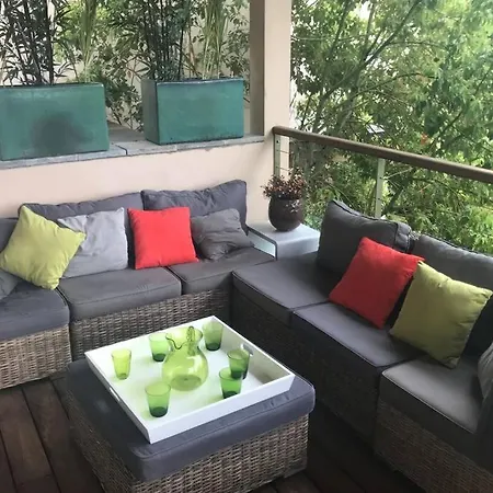 A 50 Metres De La Zonza