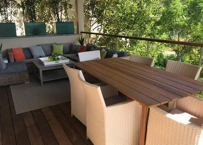 A 50 Metres De La 公寓 宗扎